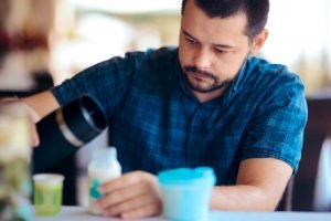 Babyflasche unterwegs zubereiten – So klappt’s problemlos Babyflasche unterwegs zubereiten