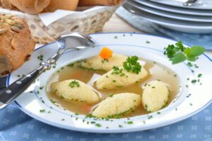Grießklößchen – Köstliche Rezepte für eine locker-luftige Einlage Grießklößchen