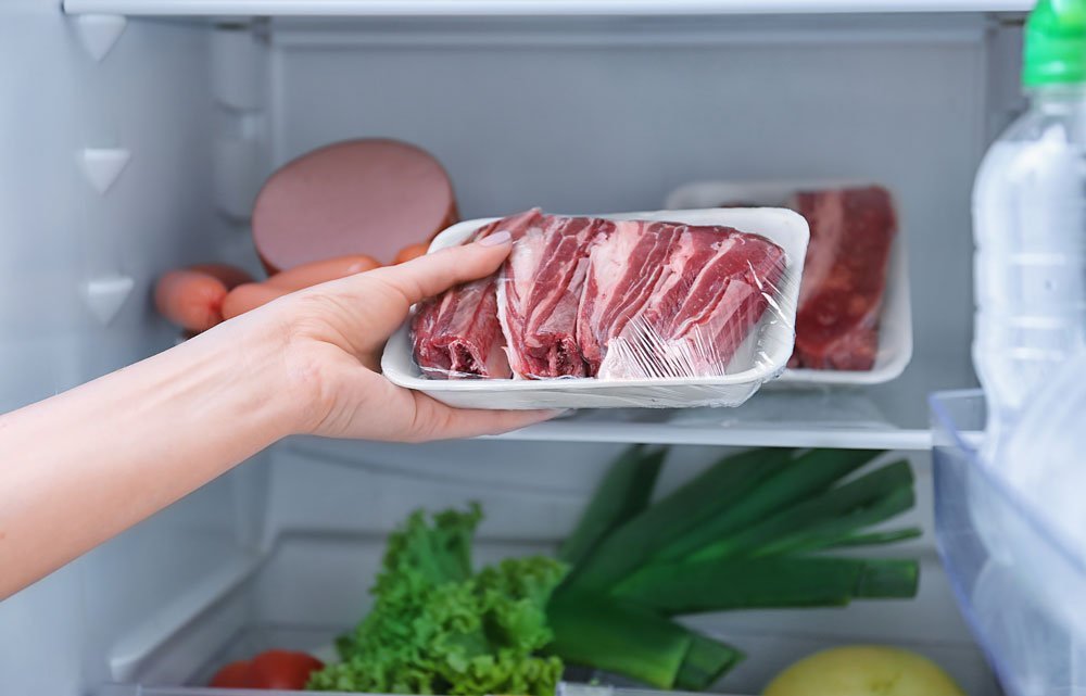 Kühlschrank ausräumen