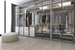 Muffiger Geruch im Kleiderschrank