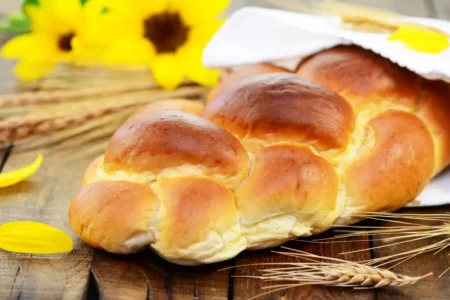 Osterzopf: Köstliches Rezept mit & ohne Hefe