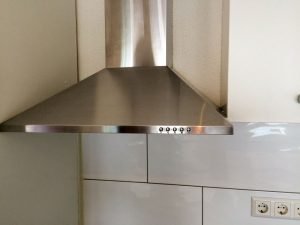Dunstabzugshaube reinigen – Tipps für Oberflächen und Filter Reinigung Dunstabzugshaube