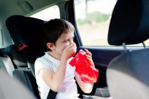 Reiseübelkeit bei Kindern: Ursache & Tipps gegen das Unwohlsein 1