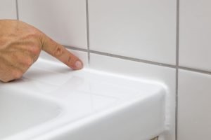 Silikonfuge reinigen