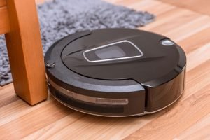 Staubsauger vs. Saugroboter: Welcher ist wann besser geeignet? Staubsauger vs. Saugroboter: Welcher ist wann besser geeignet?