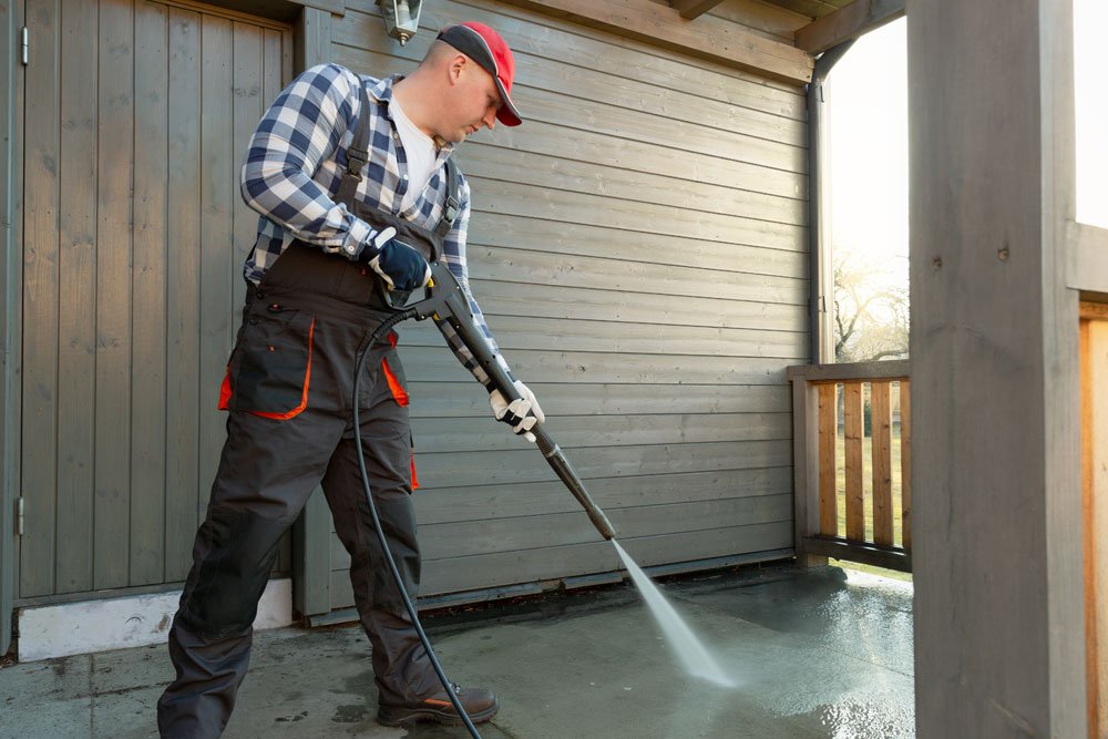 © artursfoto - Fotolia.com Terrassenbelag kärchern