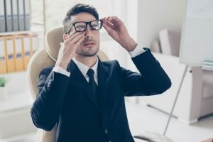 Trockene Augen - Ursachen, Vermeidung und Behandlung